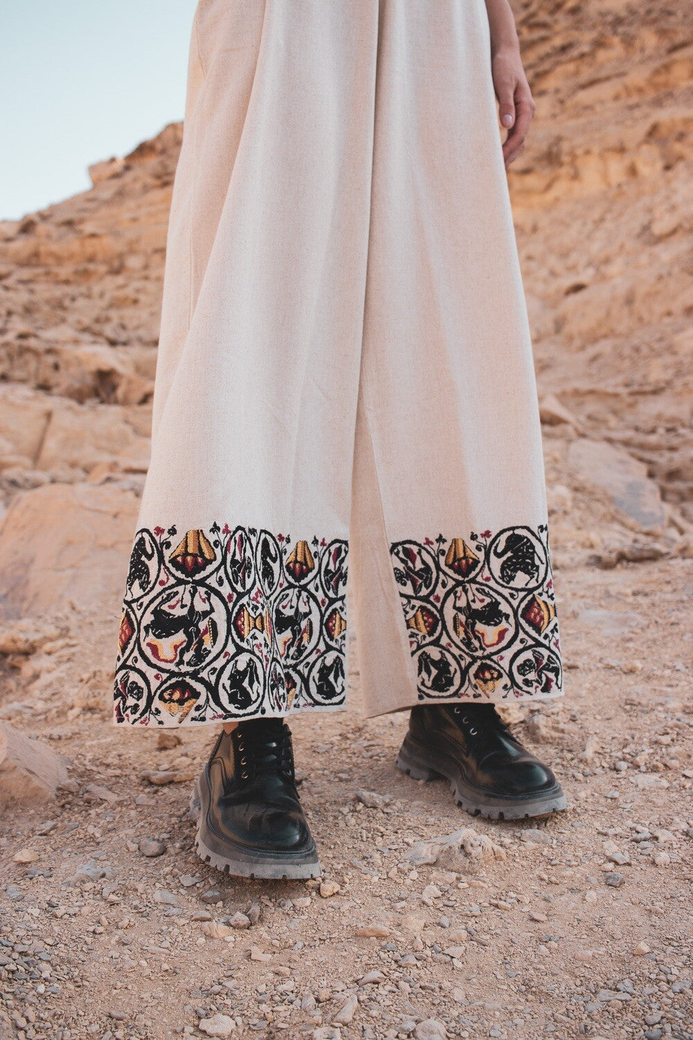 Women's Embroidered Pants (Beige)