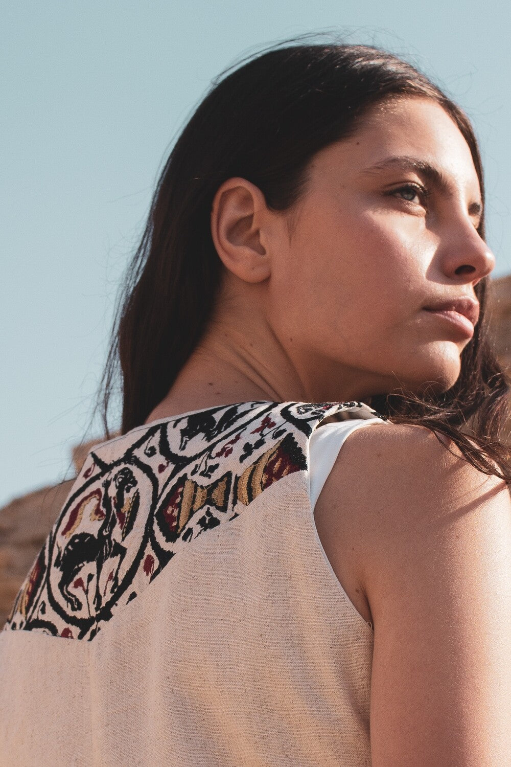 Women's Embroidered Vest (Beige)