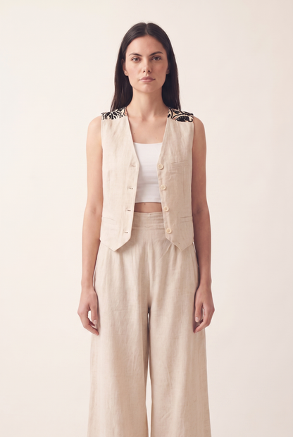 Women's Embroidered Vest (Beige)